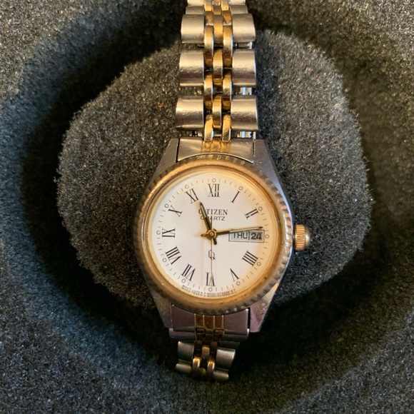 Citizen Watch - Picture 2 of 2